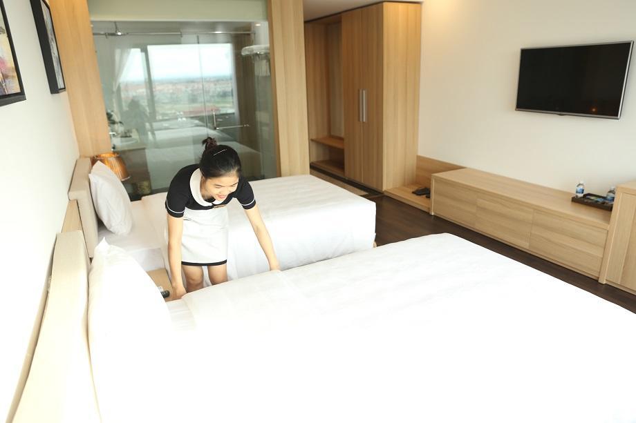 Ha Huy Hotel Hà Tĩnh Buitenkant foto